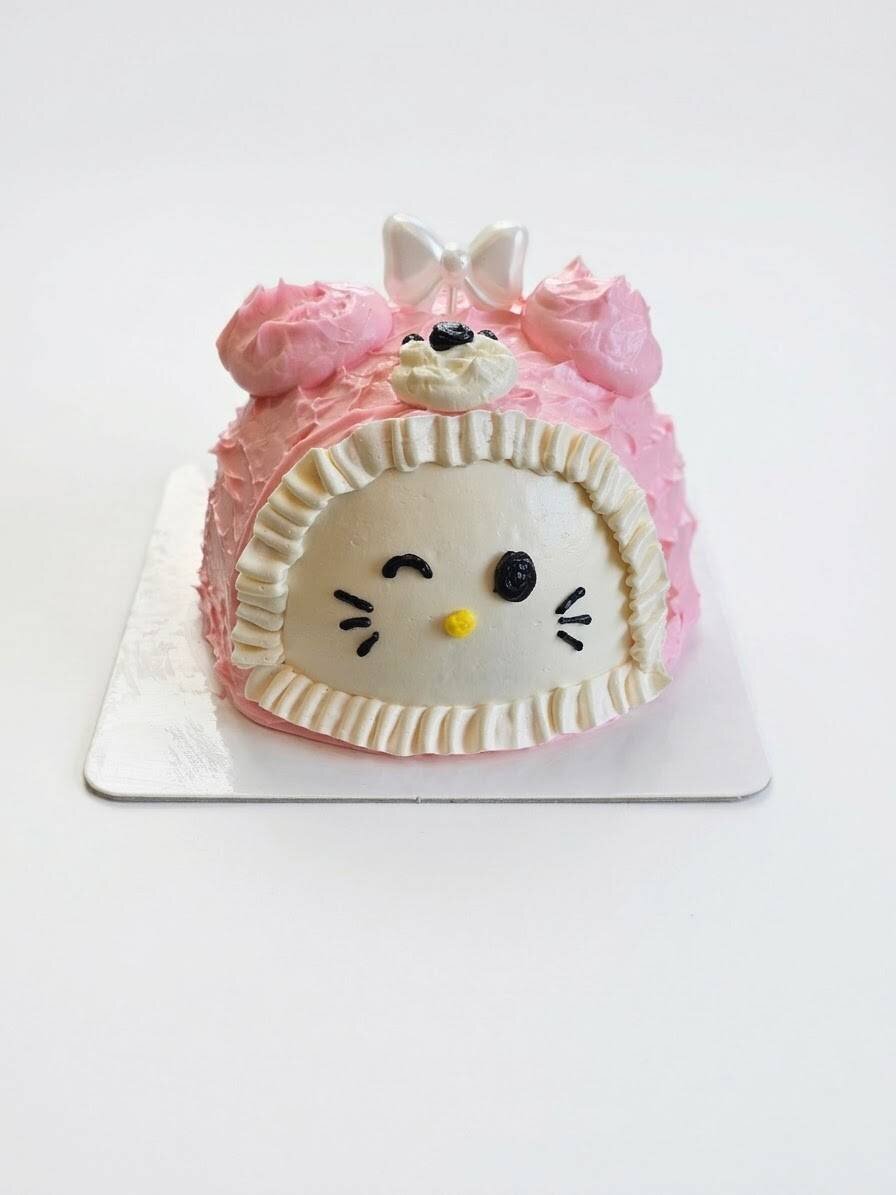 Hello Kitty 9